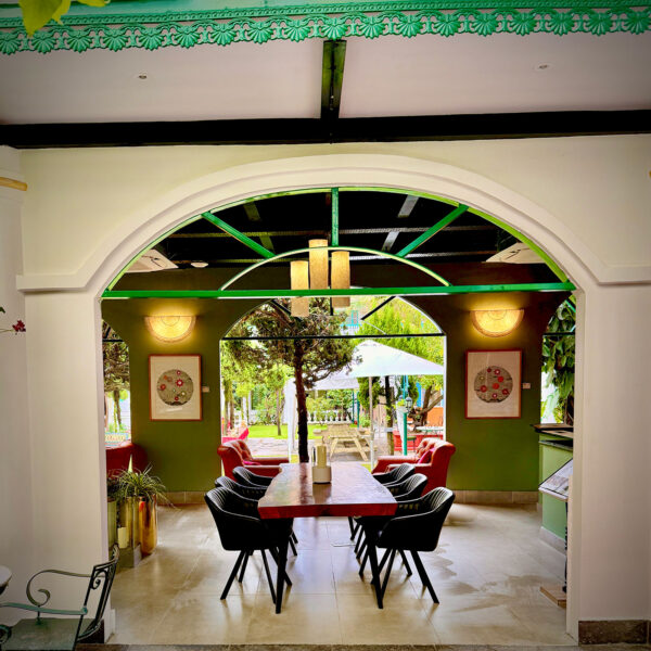 KGH Garden - Cafe & Lounge